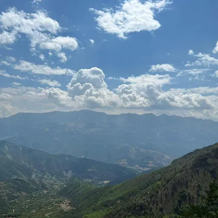 Casa de Férias Vacation Domgjon *