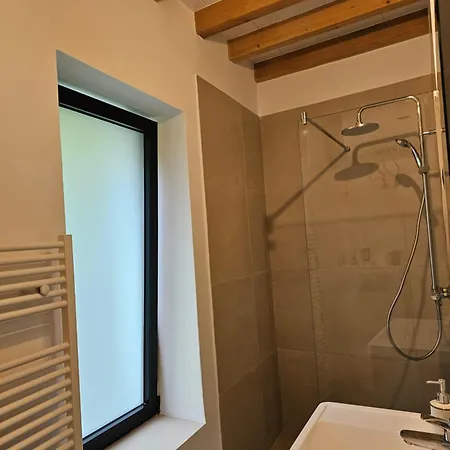 Vacation Domgjon بيت للعطل Rreshen