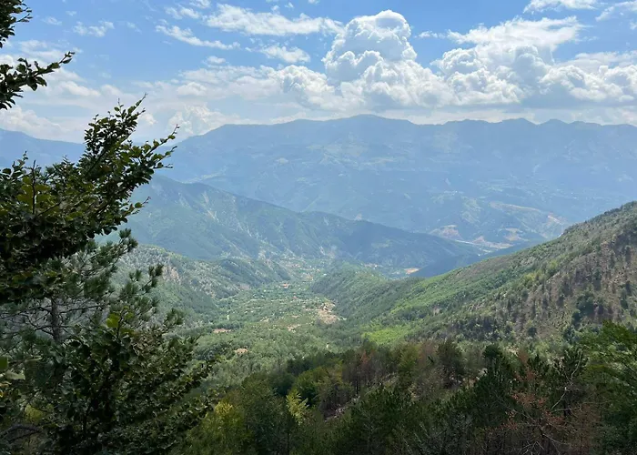 Vacation Domgjon 度假居 Rreshen