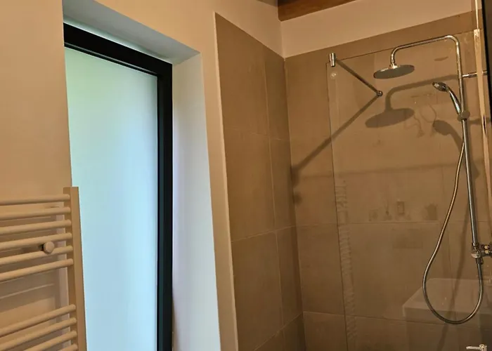 Vacation Domgjon 度假居 Rreshen